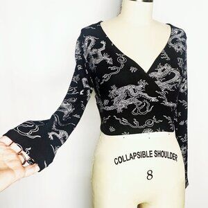 Super Soft Black and White Dragon Print Workout Crop Top, Long Sleeve V-Neck Top